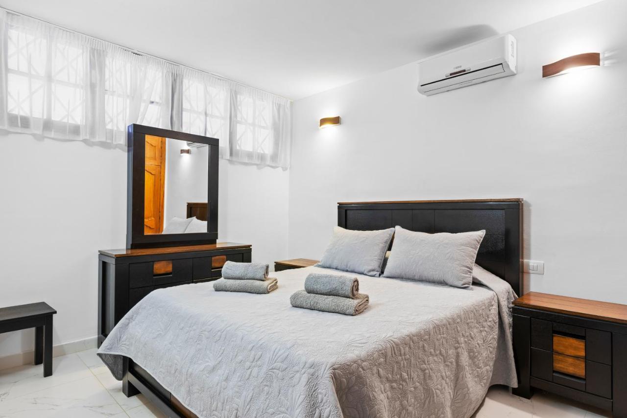 Neptuno Pool And Beach Private Access 圣地亚哥港 外观 照片