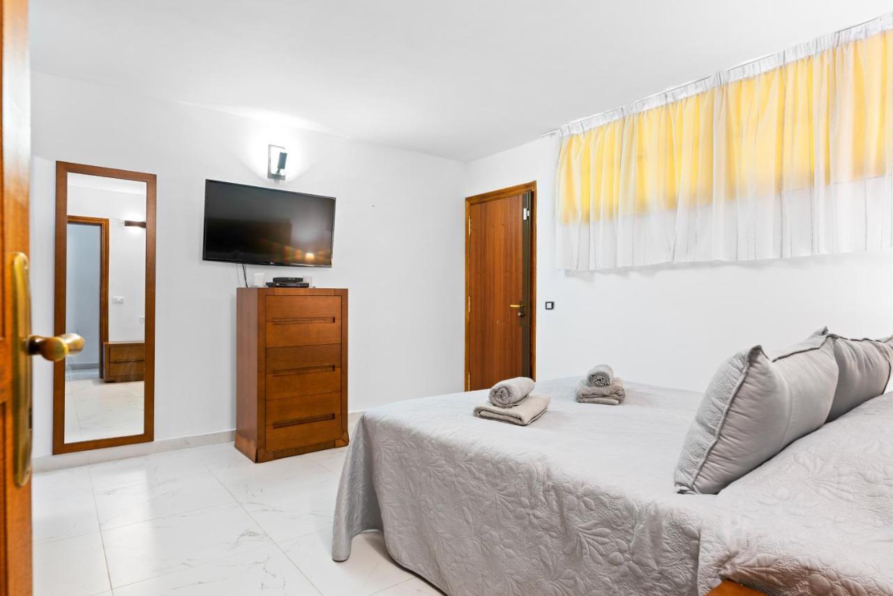 Neptuno Pool And Beach Private Access 圣地亚哥港 外观 照片